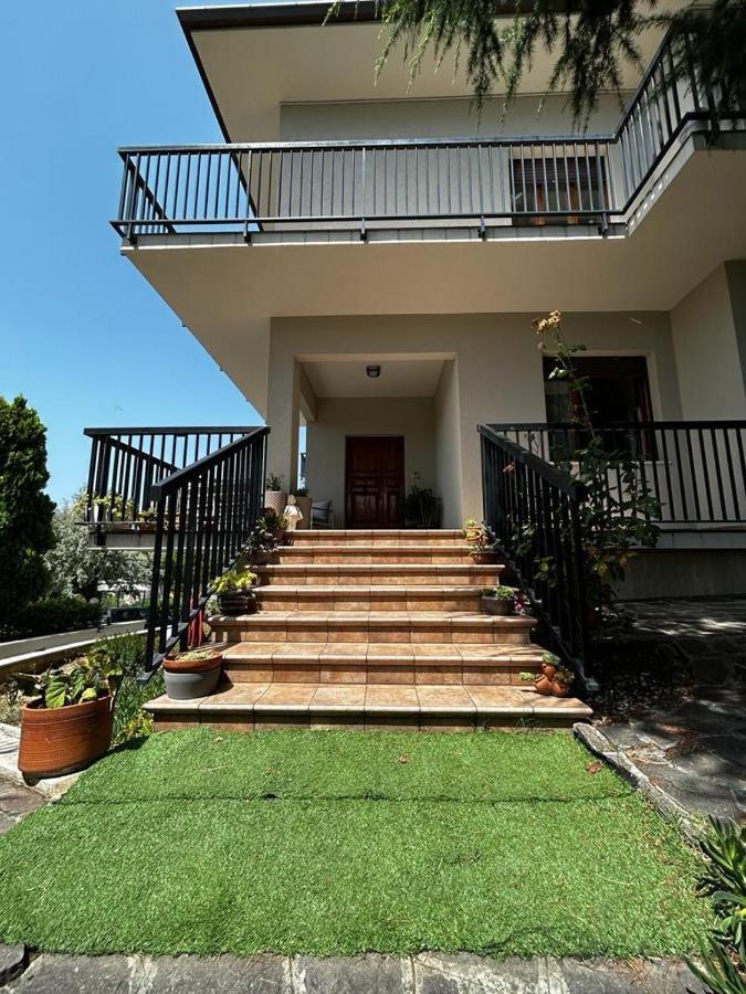 B&B La Casa Di Polly Falconara Marittima Eksteriør billede
